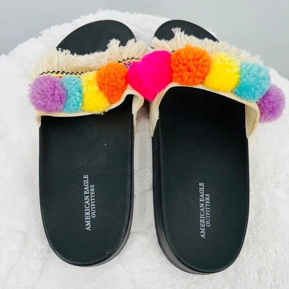 American Eagle Pom Pom Slides Slip On Flats Boho Sandals Shoes Womens Size 8 - Picture 2 of 9